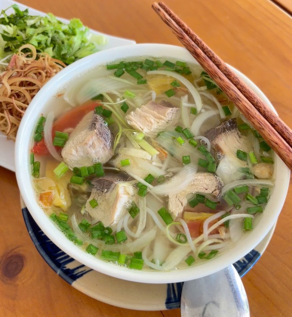 BÚN CÁ NGỪ - CƠM NHÀ XANH NHA TRANG